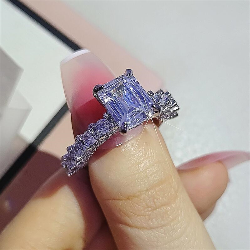 Luxury Jewelry Wedding Rings Sparkling 925 Sterling Silver Emerlad Cut White Topaz Diamonique CZ Diamond Gemstones Party Women Engagement Band Ring Fo