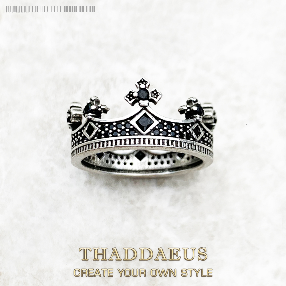 Solitaire Ring Royal Crown Europe Style Victorian Fine Jewelry For Women Men Summer Brand Vintage Kings Pure 925 Sterling Silver Gift 221206
Solitaire Ring Royal Crown Europe Style Victorian Fine Jewelry For Women Men Summer Brand Vintage Kings Pure 925 Sterling Silver Gift 221206