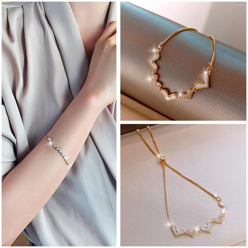 Bangle Digital And Analog Watch For Men Bracelet Micro Copper Inlay Jewelry Female Love Hearts Design Gold Costume Ring
Bangle Digital And Analog Watch For Men Bracelet Micro Copper Inlay Jewelry Female Love Hearts Design Gold Costume Ring