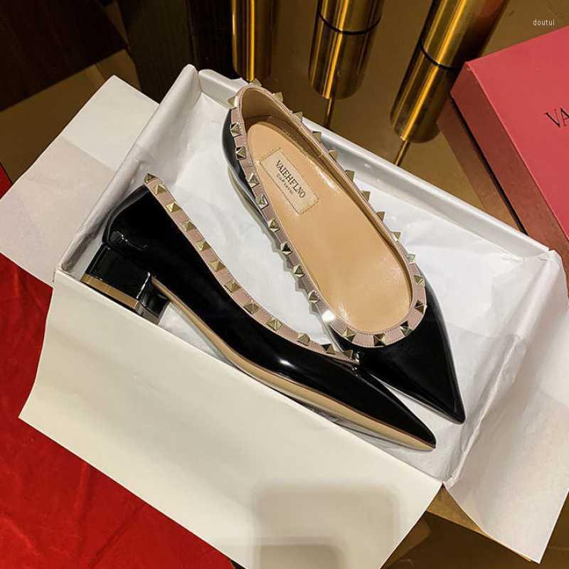 Dress Shoes Spring And Autumn Leather Women's Fashion Shallow Mouth Pumps Classic Pointy High Heels Comfortable, Nude 3 cm
Dress Shoes Spring And Autumn Leather Women's Fashion Shallow Mouth Pumps Classic Pointy High Heels Comfortable, Nude 3 cm