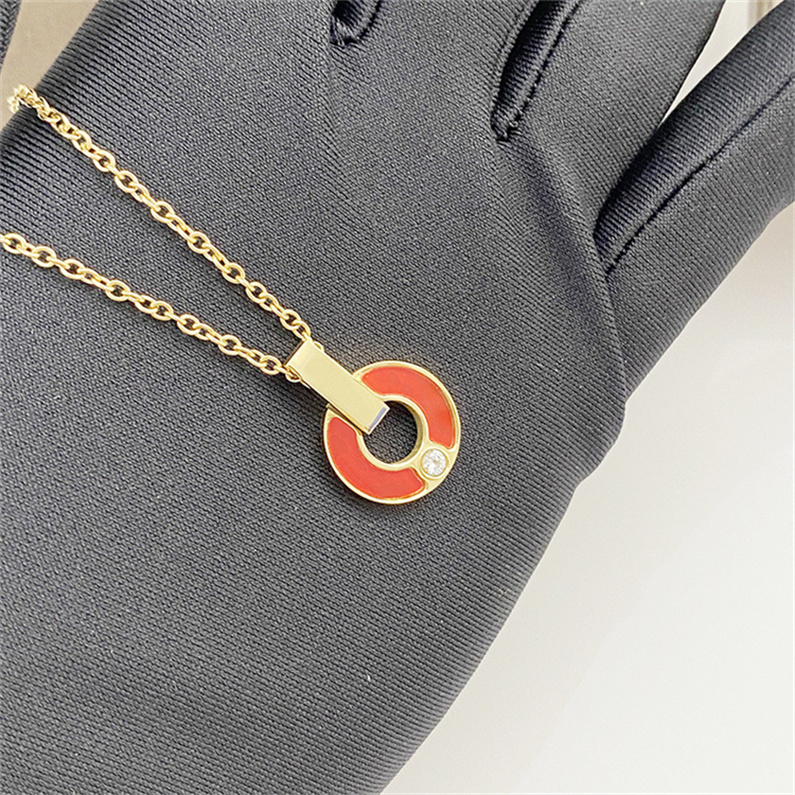 Diamond Pendant Necklace Fashion Designer Necklaces Jewelry Luxury Initials Chains Necklace Golden Chain Crystal Pendants For Women Elegant Jewlery
Diamond Pendant Necklace Fashion Designer Necklaces Jewelry Luxury Initials Chains Necklace Golden Chain Crystal Pendants For Women Elegant Jewlery