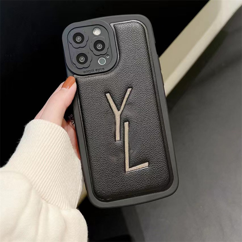 Iphone Phones Case For Iphone 14 Pro 13 12 Mobile Phone Shell Stylish Leather Lettering Back Cover Phone Cases For Lovers, Red
Iphone Phones Case For Iphone 14 Pro 13 12 Mobile Phone Shell Stylish Leather Lettering Back Cover Phone Cases For Lovers, Red