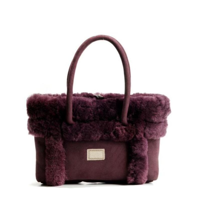 Luxury Designer Bags UG Purse Fur Bag Fluffy Tote Underarm Shoulder Handbag Hobo for Women Plush Furry 3in1 Pouch Wallet Fashion Autumn Winter Travel Handbags, Customize
Luxury Designer Bags UG Purse Fur Bag Fluffy Tote Underarm Shoulder Handbag Hobo for Women Plush Furry 3in1 Pouch Wallet Fashion Autumn Winter Travel Handbags, Customize