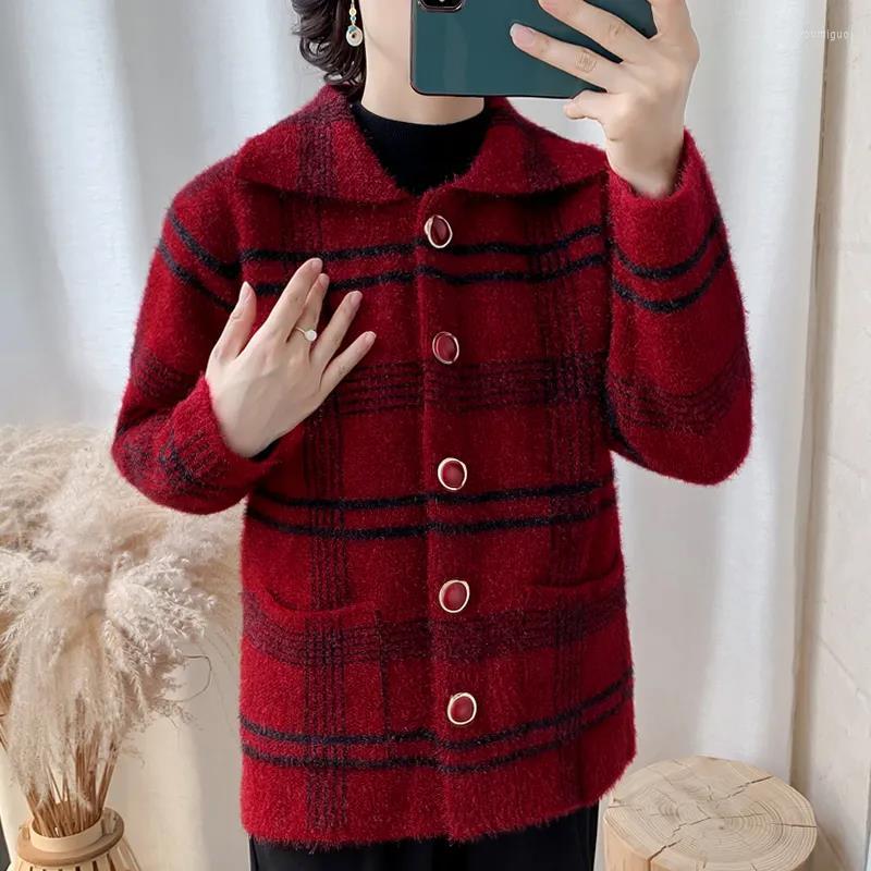 Women's Knits Mother Wear Sweater Coat Women Middle-Aged Elderly Jackets Plaid Single-Breasted Loose Cardigan Old Man Elegant Ladies Jacket, Purple
Women's Knits Mother Wear Sweater Coat Women Middle-Aged Elderly Jackets Plaid Single-Breasted Loose Cardigan Old Man Elegant Ladies Jacket, Purple