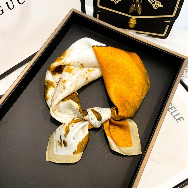 Scarves Real Silk Scarf Women Shawls Wraps For Ladies Neckerchief Foulard Hair Small Office Pashmina Female Hijab Bandana
Scarves Real Silk Scarf Women Shawls Wraps For Ladies Neckerchief Foulard Hair Small Office Pashmina Female Hijab Bandana
