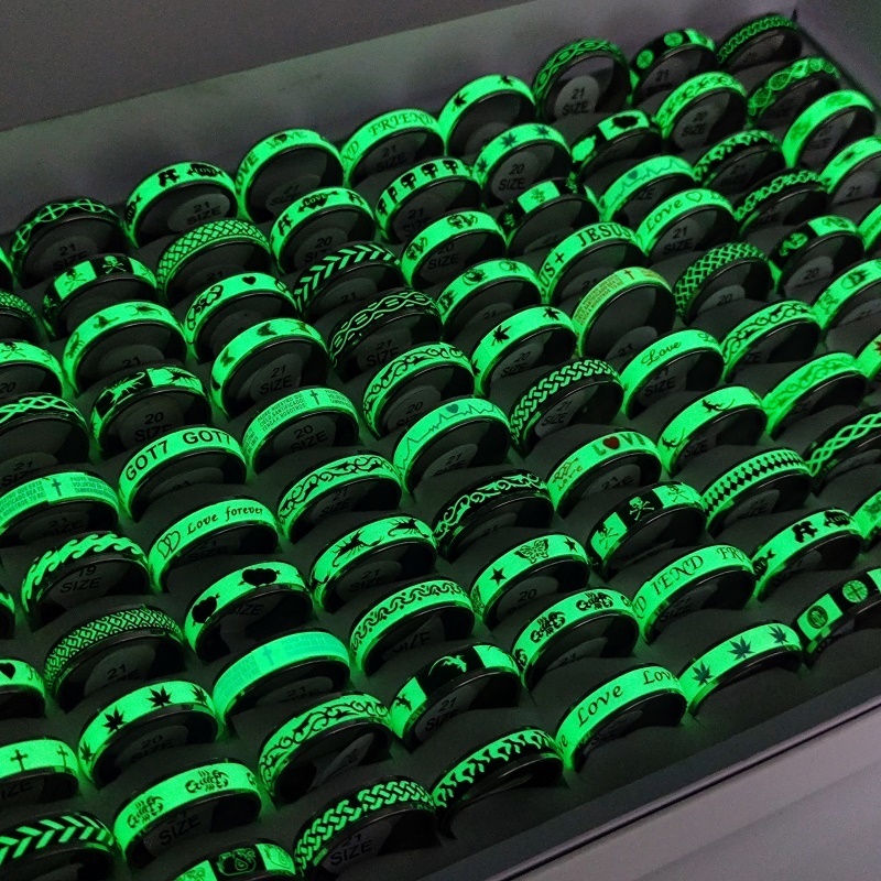Band Rings Rings 50Pcs Lot Fashion Stainless Steel Luminous for Women and Men Mix Style ECG LOVE Animal Glow in The Dark Jewelry Wholesale 221206
Band Rings Rings 50Pcs Lot Fashion Stainless Steel Luminous for Women and Men Mix Style ECG LOVE Animal Glow in The Dark Jewelry Wholesale 221206