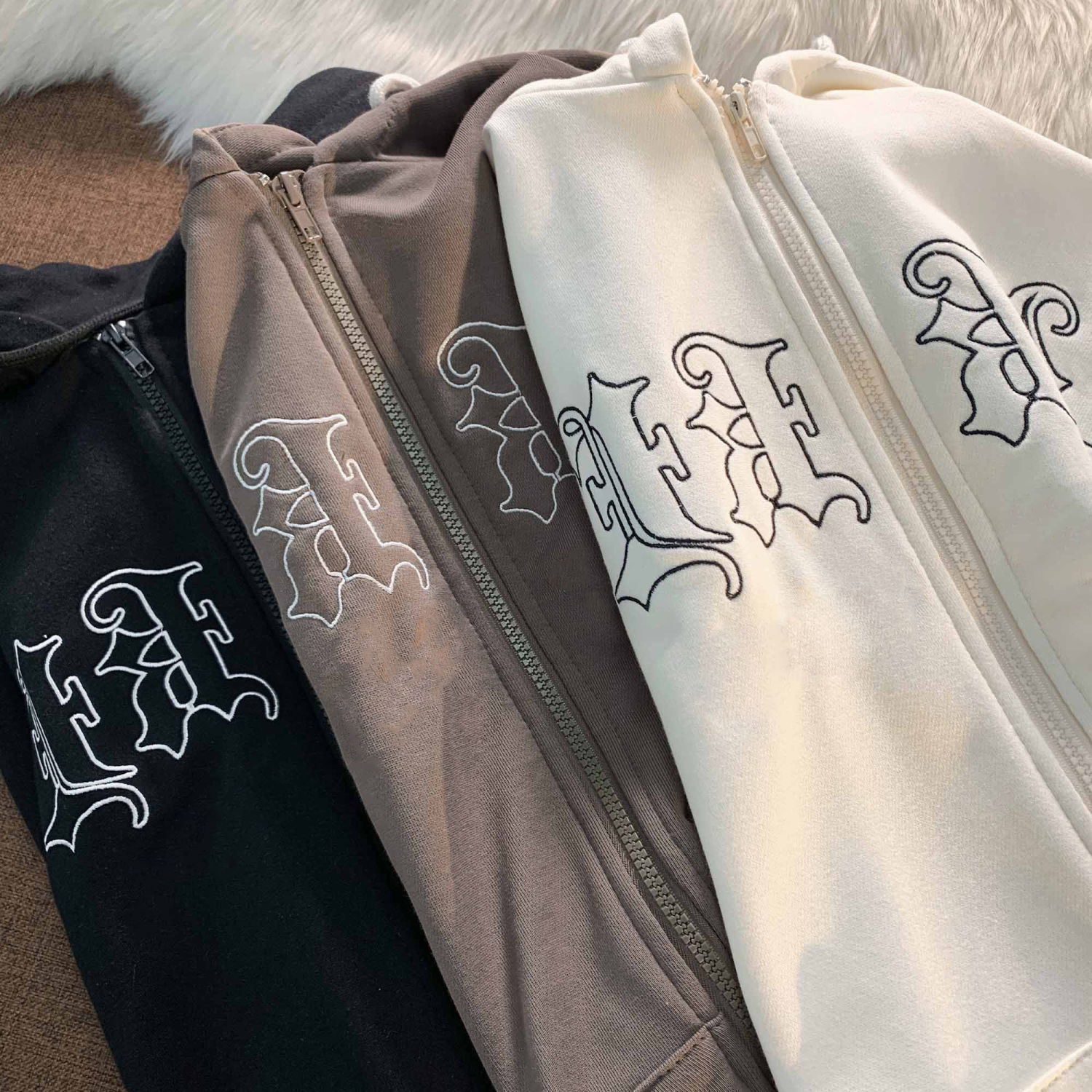 Women's Hoodies Sweatshirts Oversized Retro Streetwear Letter Printing Vintage Zip Up Grunge Punk Hooded Jackets Y2k Clothes 221206, Black without letter
Women's Hoodies Sweatshirts Oversized Retro Streetwear Letter Printing Vintage Zip Up Grunge Punk Hooded Jackets Y2k Clothes 221206, Black without letter