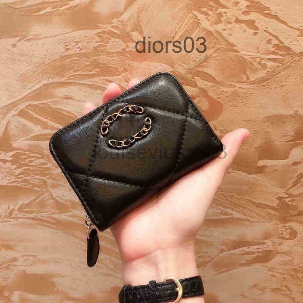 Luxurious Channel Bag Wallet Woman Mens Mini Multi Card Embroidery Thread Soft Leather Zero Fashion Chain Handbag Simple Small Wallet Matching Box, Black
Luxurious Channel Bag Wallet Woman Mens Mini Multi Card Embroidery Thread Soft Leather Zero Fashion Chain Handbag Simple Small Wallet Matching Box, Black