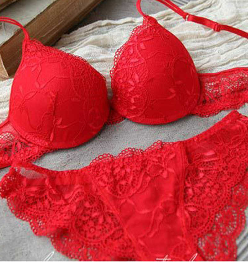 Women's Bras Sets Bra Set with Lace Ring and Deep V-neck Sexy Reinforced Solid 32a-38c, Random color
Women's Bras Sets Bra Set with Lace Ring and Deep V-neck Sexy Reinforced Solid 32a-38c, Random color