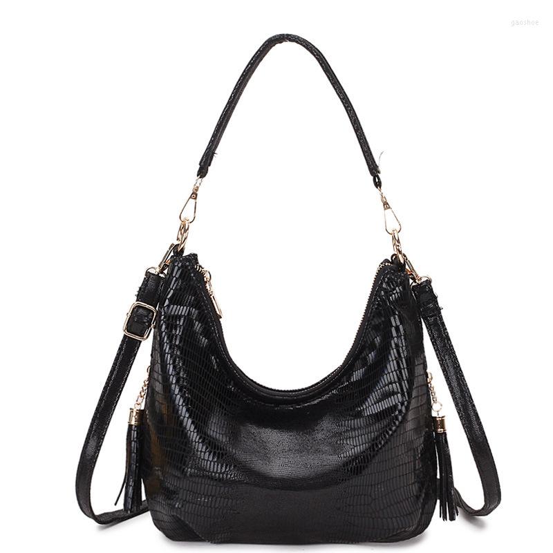 Evening Bags PU Leather Handbags From Designers 2023 Girl Shopper Fashion Everyday Crocodile Pattern Pompom Large Capacity Bag Type Hobo, Gutongse
Evening Bags PU Leather Handbags From Designers 2023 Girl Shopper Fashion Everyday Crocodile Pattern Pompom Large Capacity Bag Type Hobo, Gutongse