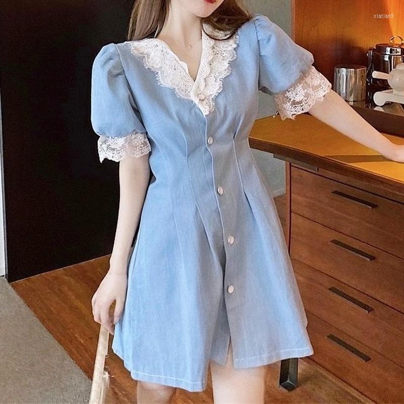 Casual Dresses Japanese Sweet Mini Dress Women Patchwork Design Lace V-neck Party Female Puff Sleeve Summer Office Lady Kawaii 2022, Blue dress
Casual Dresses Japanese Sweet Mini Dress Women Patchwork Design Lace V-neck Party Female Puff Sleeve Summer Office Lady Kawaii 2022, Blue dress