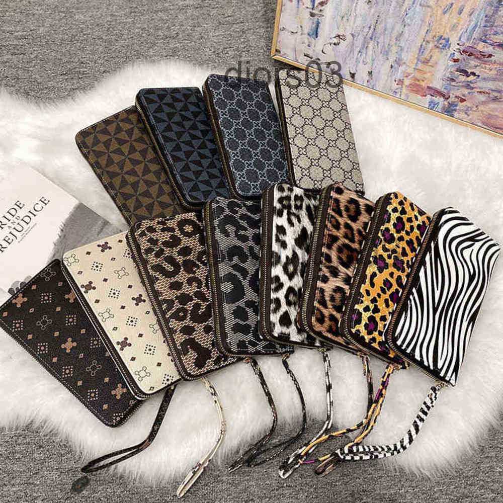 Leather Card Wallet Woman Mens Mens Hand Mens and Womens Universal Large Capacity Couple Wrist Single Elongated Zipper Wallet Mobile Phone Card Bag, Red
Leather Card Wallet Woman Mens Mens Hand Mens and Womens Universal Large Capacity Couple Wrist Single Elongated Zipper Wallet Mobile Phone Card Bag, Red