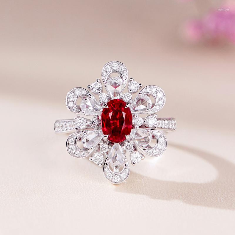 Wedding Rings Luxury Charm Flower Inlay Cut Oval Red Zircon 925 Silver Jewelry Women's Engagement High Grade Accessories
Wedding Rings Luxury Charm Flower Inlay Cut Oval Red Zircon 925 Silver Jewelry Women's Engagement High Grade Accessories