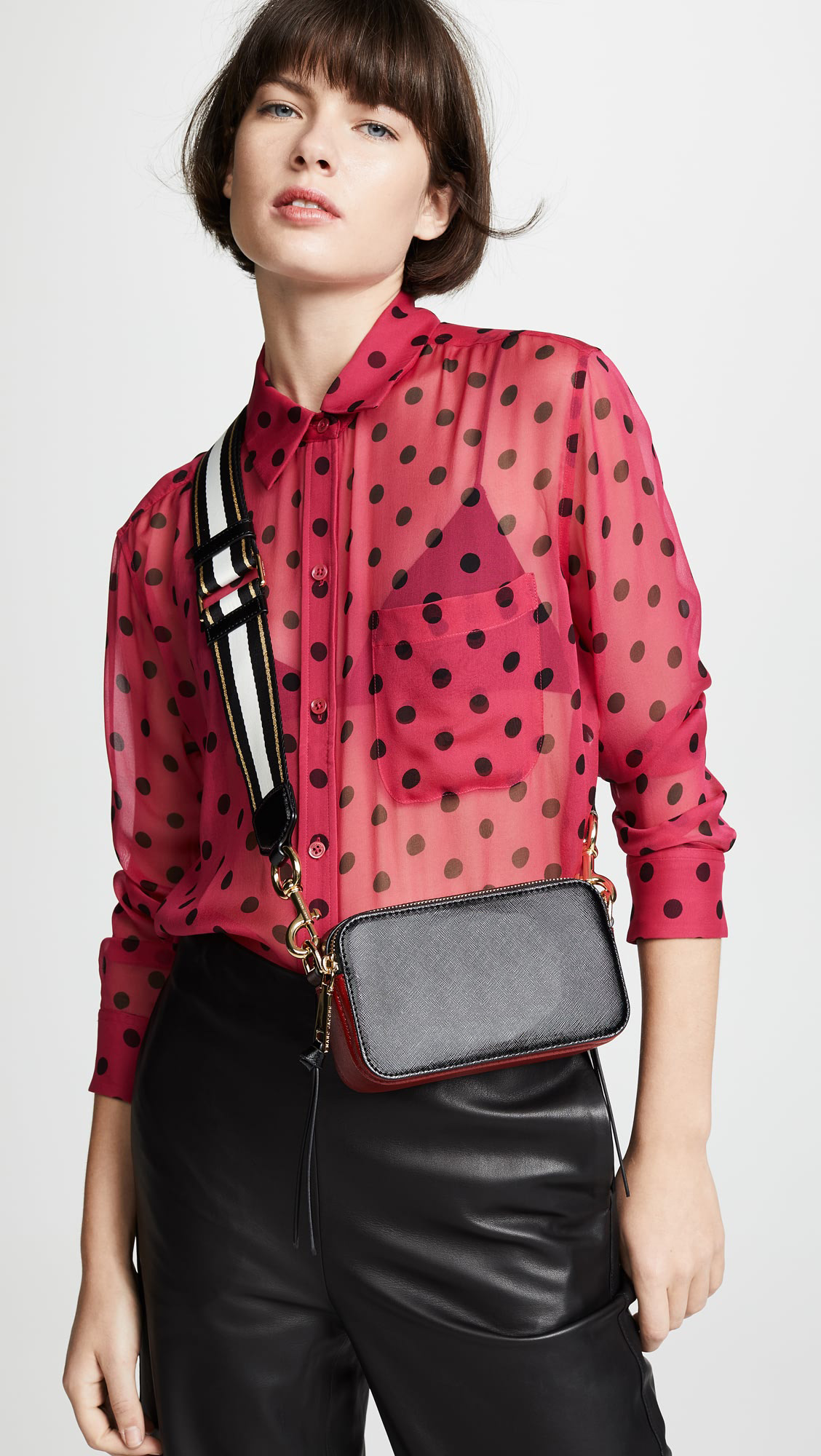 Classical Snapshot Square Shoulder The Tote Bags Women Fashion Purse Famous Camera Handbag Designer Small Trunk Flap Mini Messenger Cross Body Clutch MarcJocobs
Classical Snapshot Square Shoulder The Tote Bags Women Fashion Purse Famous Camera Handbag Designer Small Trunk Flap Mini Messenger Cross Body Clutch MarcJocobs