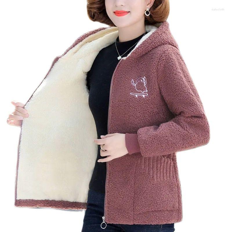 Women's Trench Coats Cotton-Padded Women's Jacket 2022 Middle-Aged Elderly Mom Winter Clothes Add Velvet Thickened Lamb Cotton Coat, Red
Women's Trench Coats Cotton-Padded Women's Jacket 2022 Middle-Aged Elderly Mom Winter Clothes Add Velvet Thickened Lamb Cotton Coat, Red