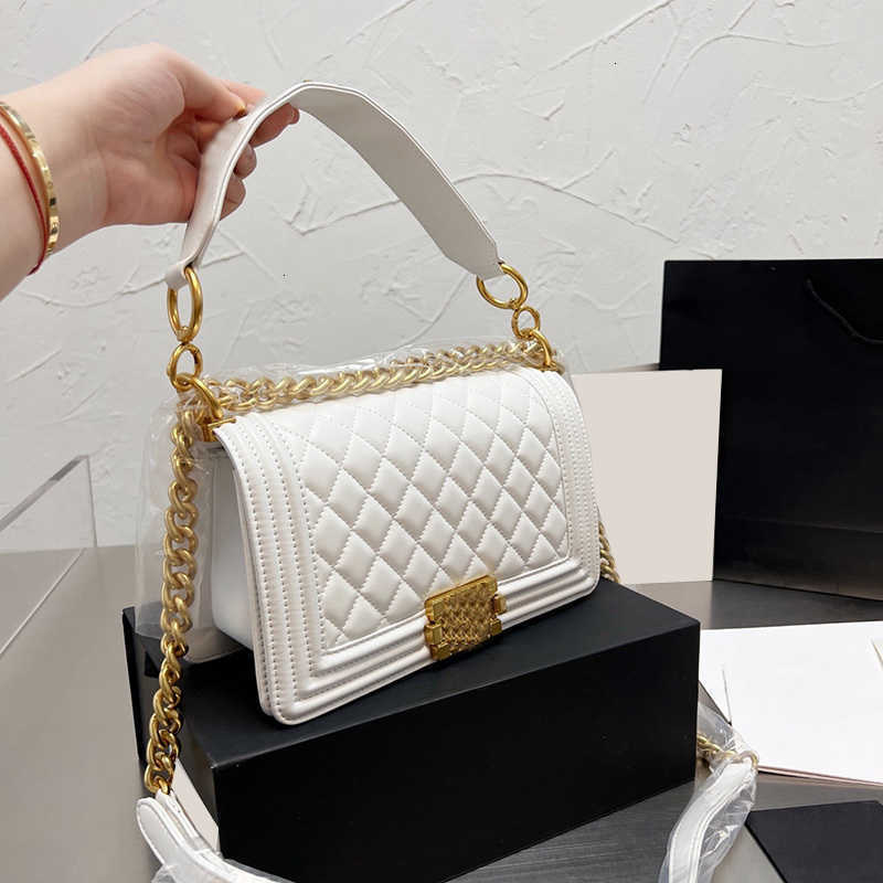 CC Bag Wallets Women believe shoulder bag 2022 ss summer classic boys and girls fashion designer mini flap Crossbody clutch cosmetics large, Box
CC Bag Wallets Women believe shoulder bag 2022 ss summer classic boys and girls fashion designer mini flap Crossbody clutch cosmetics large, Box