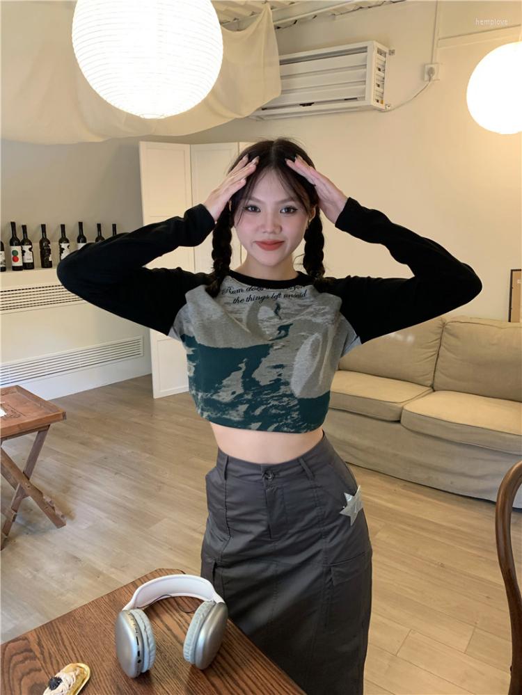 Women's T Shirts 2022 Harajuku Long Sleeve Contrast Shirt Vintage Letter Printed Women Korean Fashion Fairy 0-neck Tops Sexy Slim Cropped, Black 
Women's T Shirts 2022 Harajuku Long Sleeve Contrast Shirt Vintage Letter Printed Women Korean Fashion Fairy 0-neck Tops Sexy Slim Cropped, Black