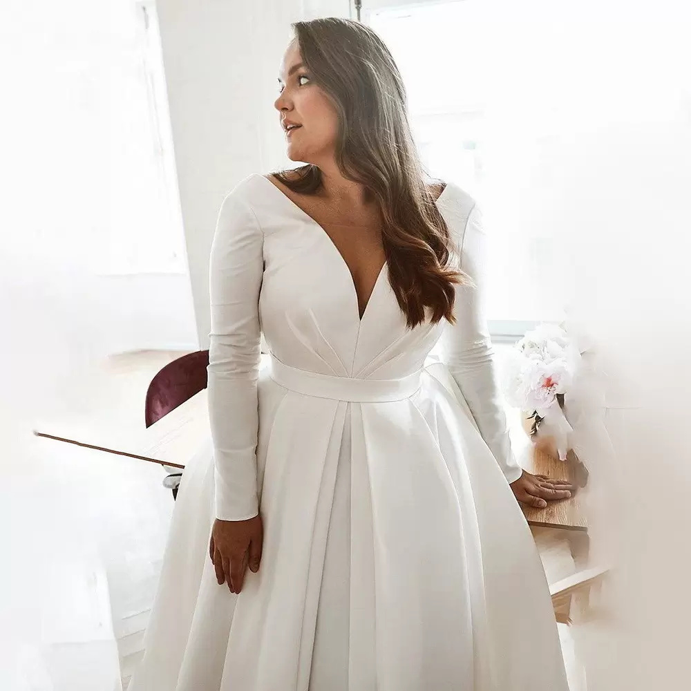 Plus Size 2023 Wedding Dress V Neck Long Sleeve Bohemian Bridal Gowns Beach Bride Photos vestido de novia
