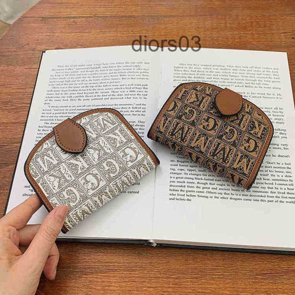 Leather Card Cc Wallet Womens Mens Short Retro Printed Half Round Small New Versatile Student Card Bag Fashion Mini Letter Zero Wallet, Brown
Leather Card Cc Wallet Womens Mens Short Retro Printed Half Round Small New Versatile Student Card Bag Fashion Mini Letter Zero Wallet, Brown