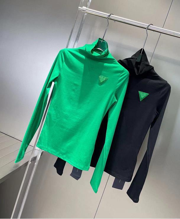 Fall 2023 Fashion Women' T Shirt Long Sleeve Base Black and Green 2 Color Designer Luxury Cotton Elastic Soft Comfort High Quality Triangle
Fall 2023 Fashion Women' T Shirt Long Sleeve Base Black and Green 2 Color Designer Luxury Cotton Elastic Soft Comfort High Quality Triangle