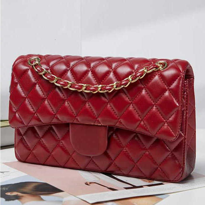CC Bag Wallets Designer top custom luxury brand bag Channel 2022 handbag genuine leather cowhide gold and silver chain slanted shoulder CF2. GLBP, #1 26cm gold logo
CC Bag Wallets Designer top custom luxury brand bag Channel 2022 handbag genuine leather cowhide gold and silver chain slanted shoulder CF2. GLBP, #1 26cm gold logo