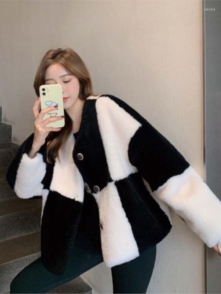Women' Fur Autumn Winter 2022 Checkerboard Wool Grain Fleece Lamb Coat Women Sheep Sheared Faux, Black
Women' Fur Autumn Winter 2022 Checkerboard Wool Grain Fleece Lamb Coat Women Sheep Sheared Faux, Black