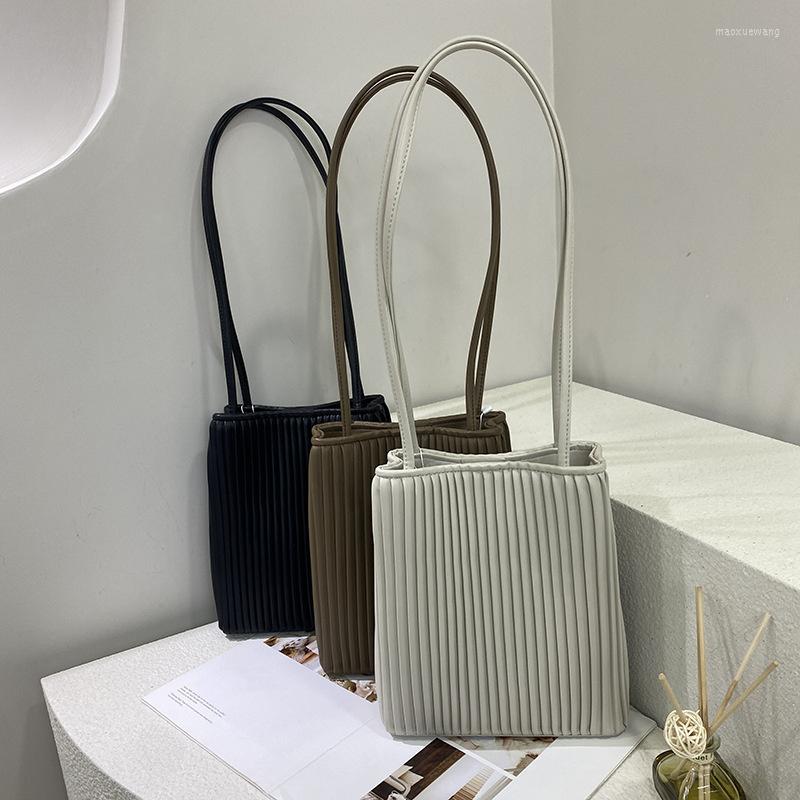 Evening Bags High Quality Fashionable Personality Small Crowd Casual Large Capacity High-grade Texture Leather Women's Bag, Black
Evening Bags High Quality Fashionable Personality Small Crowd Casual Large Capacity High-grade Texture Leather Women's Bag, Black