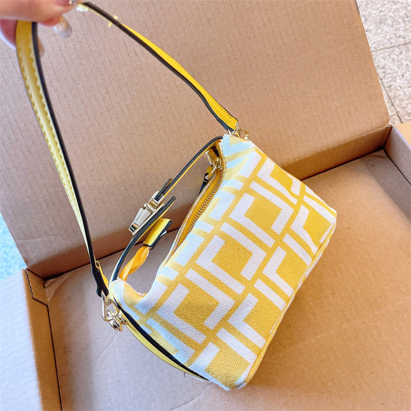 Designers Cosmetic Bag Makeup Bag For Women Cross Body Shoulder Bags Letter Vintage Fashion Toiletry Bags Handbag, Yellow
Designers Cosmetic Bag Makeup Bag For Women Cross Body Shoulder Bags Letter Vintage Fashion Toiletry Bags Handbag, Yellow