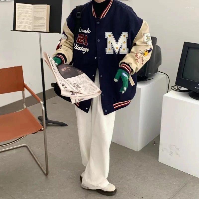 Men's Jackets Spring Autumn American Retro Letter Embroidered Men Coat Y2K Street Hip Hop Trend Baseball Couple Casual Varsity Jacket
Men's Jackets Spring Autumn American Retro Letter Embroidered Men Coat Y2K Street Hip Hop Trend Baseball Couple Casual Varsity Jacket