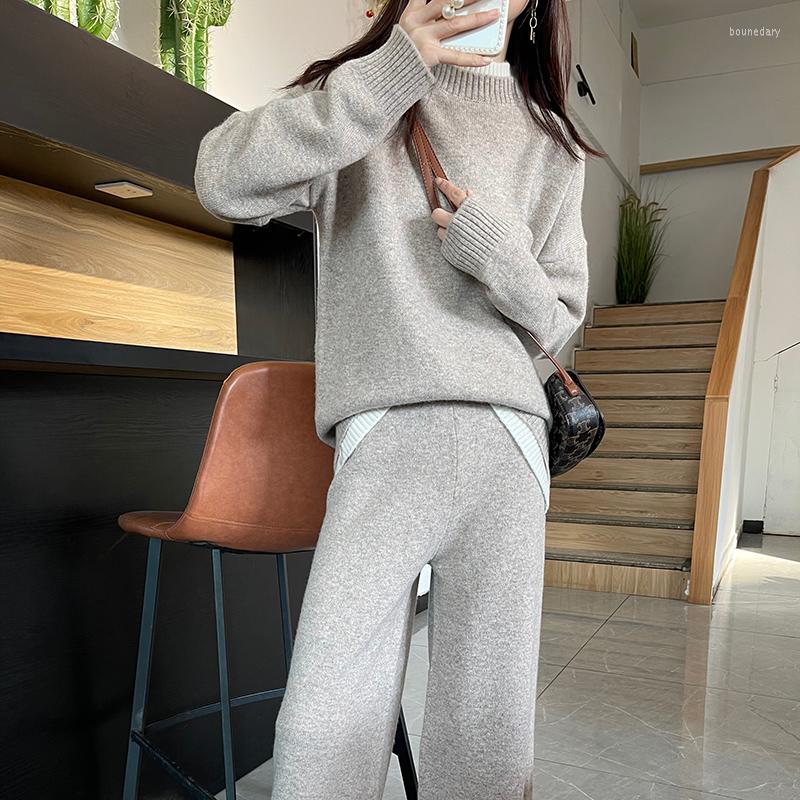 Women' Two Piece Pants FRSEUCAG Pure Wool Knitwear Ladies Fashion Casual Suit Cashmere Elastic Waist Wide Leg Set Autumn, Black 
Women' Two Piece Pants FRSEUCAG Pure Wool Knitwear Ladies Fashion Casual Suit Cashmere Elastic Waist Wide Leg Set Autumn, Black