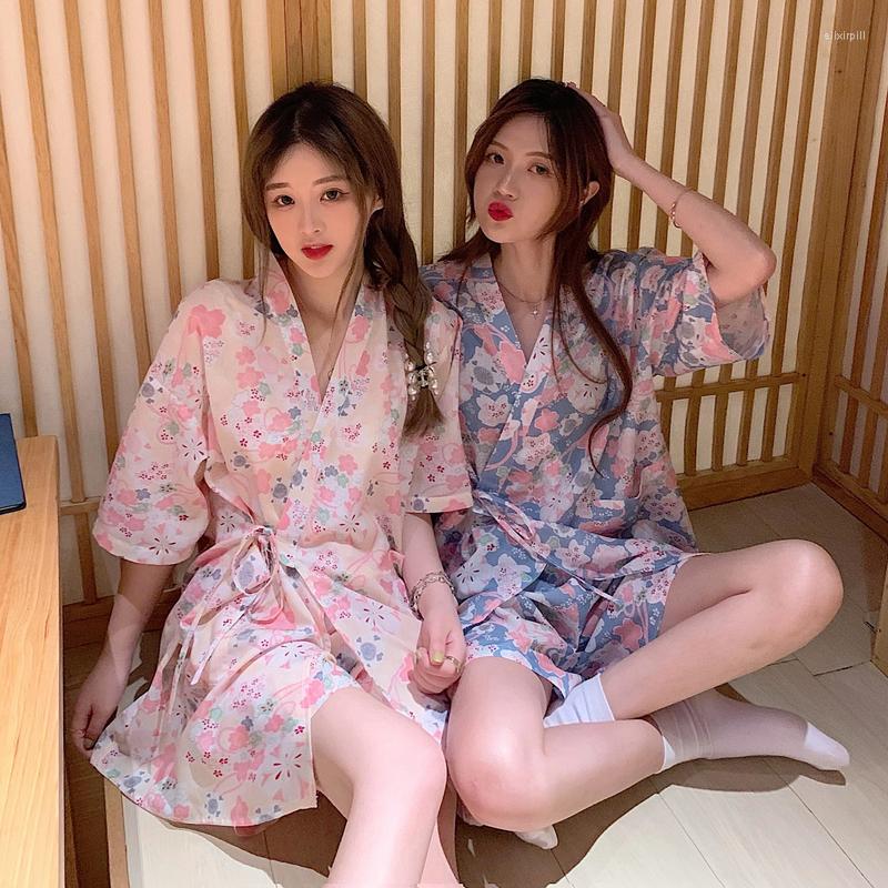 Women's Sleepwear Women's Pajamas Summer Nightgown Yellow Blue Broken Flower Nightie Japanese Sweet Two Piece Set
Women's Sleepwear Women's Pajamas Summer Nightgown Yellow Blue Broken Flower Nightie Japanese Sweet Two Piece Set