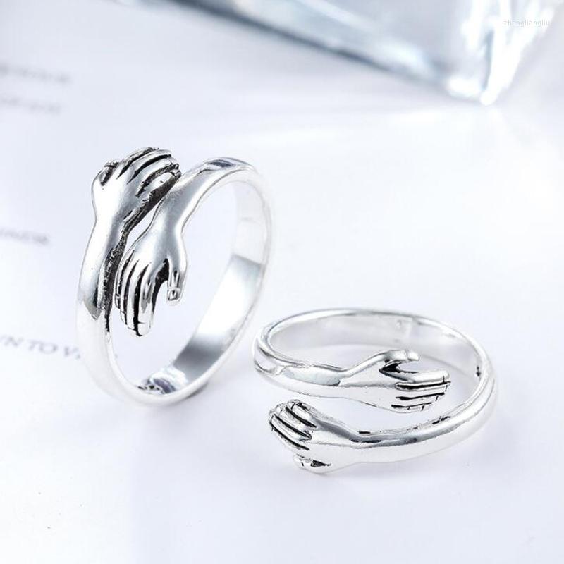 Wedding Rings Silver Color European And American Jewelry Love Hug Ring Retro Fashion Tide Flow Open Drop
Wedding Rings Silver Color European And American Jewelry Love Hug Ring Retro Fashion Tide Flow Open Drop