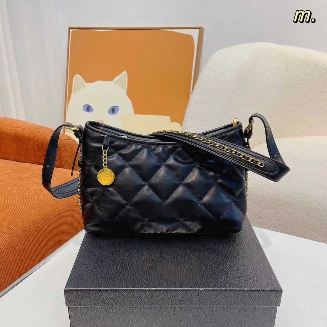 CC Bag Wallets New Cc designer s luxury tote hand shoulder sling Hands crossbody fashionbags Quilted woman mini lambskin ho, Empty box
CC Bag Wallets New Cc designer s luxury tote hand shoulder sling Hands crossbody fashionbags Quilted woman mini lambskin ho, Empty box