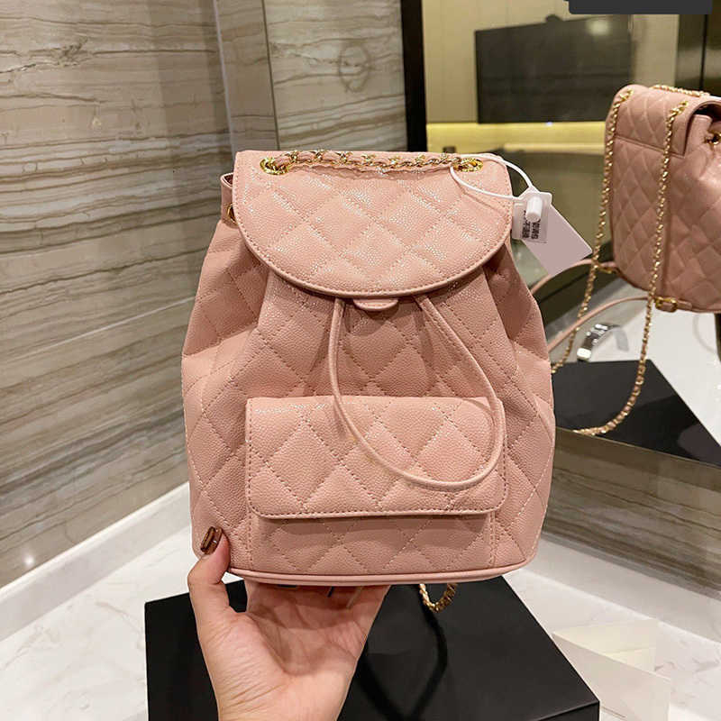 CC Bag Wallets Vintage Caviar Leather Calfskin Backpack Bags Fall Winter Outdoor Sacoche Fashion Luxury Designer Large PWT2, Box
CC Bag Wallets Vintage Caviar Leather Calfskin Backpack Bags Fall Winter Outdoor Sacoche Fashion Luxury Designer Large PWT2, Box