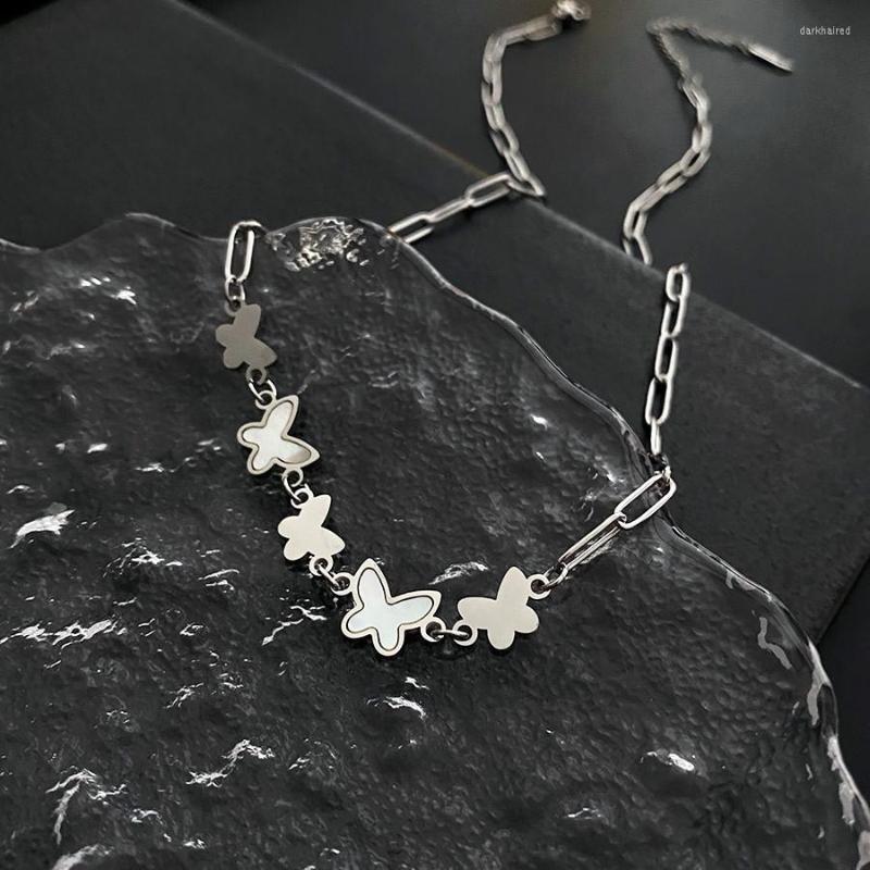 Chains Fashion Titanium Steel Luxurious Versatile Design Three Butterflies Pendant Small Clavicle Chain Women's Necklace Jewelry
Chains Fashion Titanium Steel Luxurious Versatile Design Three Butterflies Pendant Small Clavicle Chain Women's Necklace Jewelry