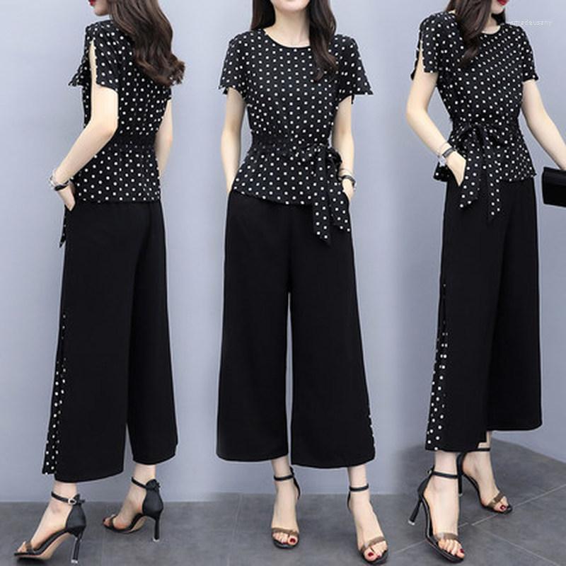 Women's Tracksuits 2022 Summer Ladies Fashion Large Size Wave Point Top Elastic Waist Wide Leg Pants Two-piece
Women's Tracksuits 2022 Summer Ladies Fashion Large Size Wave Point Top Elastic Waist Wide Leg Pants Two-piece