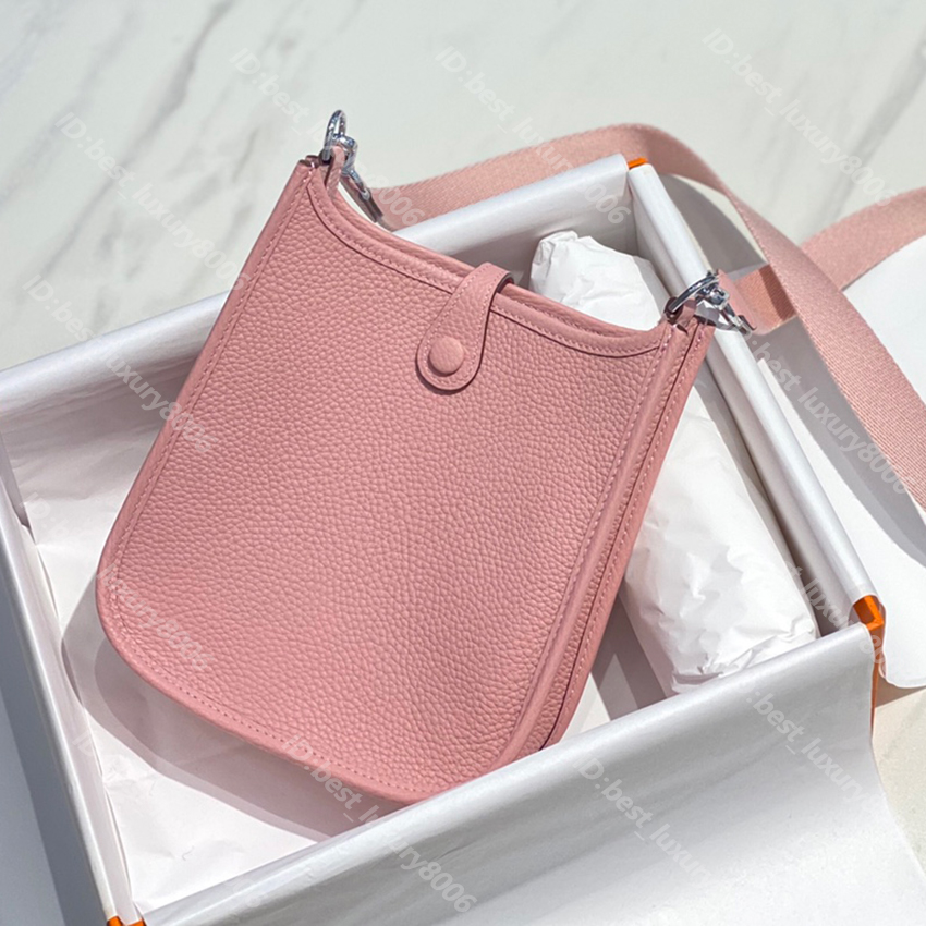 9A luxury brand Classic Designer Bag fashion Single shoulder bag mini handbag Wallet Patent Leather Plaid Check Evelyn Clutch, Red
9A luxury brand Classic Designer Bag fashion Single shoulder bag mini handbag Wallet Patent Leather Plaid Check Evelyn Clutch, Red
