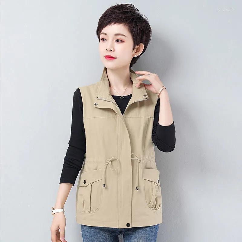 Women's Vests Middle-Aged Mothers Wear Vest Women Short 2022 Spring Autumn Waistcoat Jacket Female 4XL Sleeveless Coat Lady Cardigan Tops, Black
Women's Vests Middle-Aged Mothers Wear Vest Women Short 2022 Spring Autumn Waistcoat Jacket Female 4XL Sleeveless Coat Lady Cardigan Tops, Black