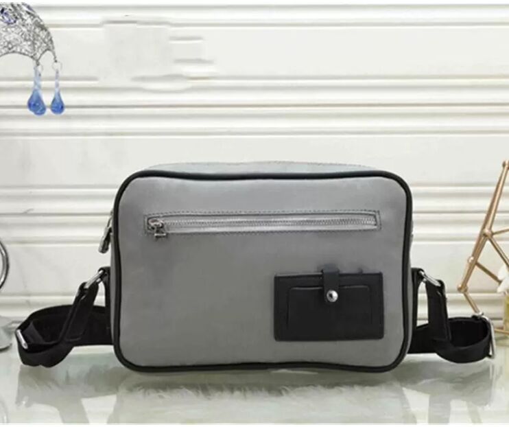 2023 Luxury Designers Mens Womens Shoulder Bag Leather Briefcases Bolsas Messenger handbag Wedding Dress Crossbody wallet boys girls backpacks, No bags
2023 Luxury Designers Mens Womens Shoulder Bag Leather Briefcases Bolsas Messenger handbag Wedding Dress Crossbody wallet boys girls backpacks, No bags