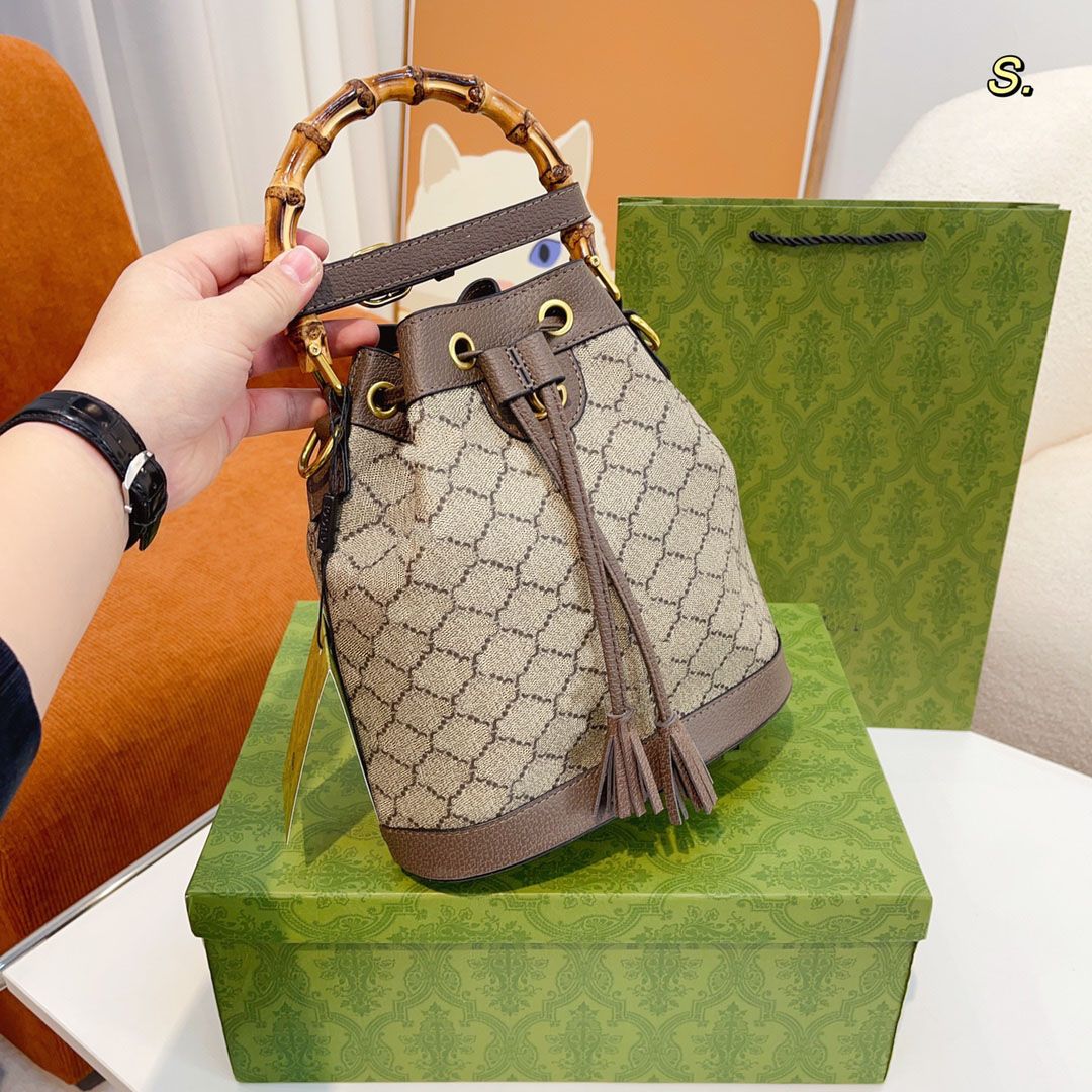Ophidia Women Shoulder Bag Luxury Designer Handbag Designers Diana bamboo Bucket Bags Fashion Messenger Crossbody Purses Leather Small Packs Lady Totes Wallet, 3#
Ophidia Women Shoulder Bag Luxury Designer Handbag Designers Diana bamboo Bucket Bags Fashion Messenger Crossbody Purses Leather Small Packs Lady Totes Wallet, 3#
