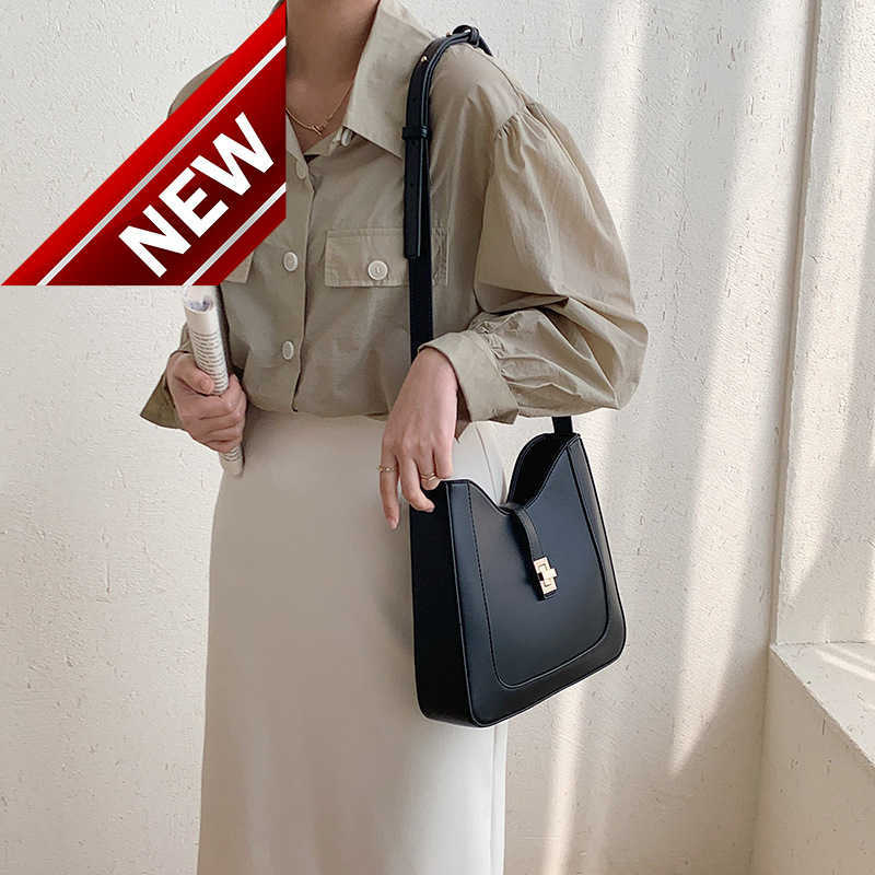 Designer Bags for Women Arc De Triomphe Women's New Single Shoulder Large Capacity Shaped Messenger Bag Fashion High Sense Factory Direct Sales, Black8
Designer Bags for Women Arc De Triomphe Women's New Single Shoulder Large Capacity Shaped Messenger Bag Fashion High Sense Factory Direct Sales, Black8