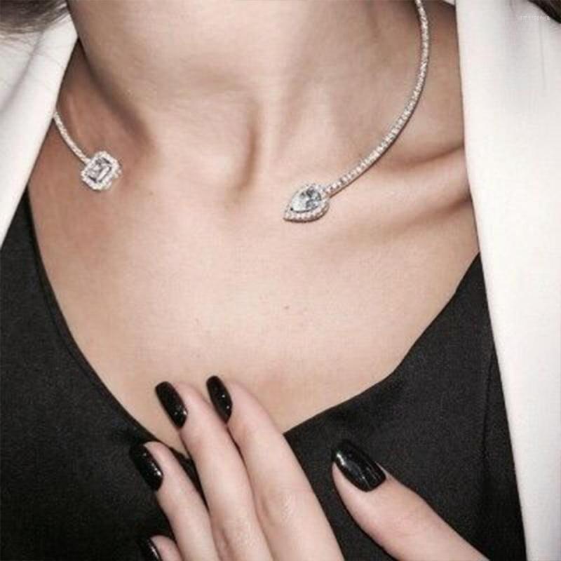 Chains Stonefans Simple Fashion Rhinestone Choker Necklaces For Women Party Accessories Luxury Torques Collar Necklace Jewelry Gifts
Chains Stonefans Simple Fashion Rhinestone Choker Necklaces For Women Party Accessories Luxury Torques Collar Necklace Jewelry Gifts
