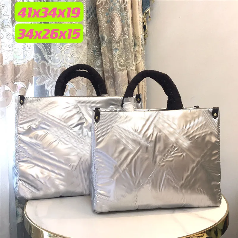 designer luxury handbags totes On the go GM Giant MM Econyl Maxi M21053 RFID UNISEX women luis tote bag
designer luxury handbags totes On the go GM Giant MM Econyl Maxi M21053 RFID UNISEX women luis tote bag