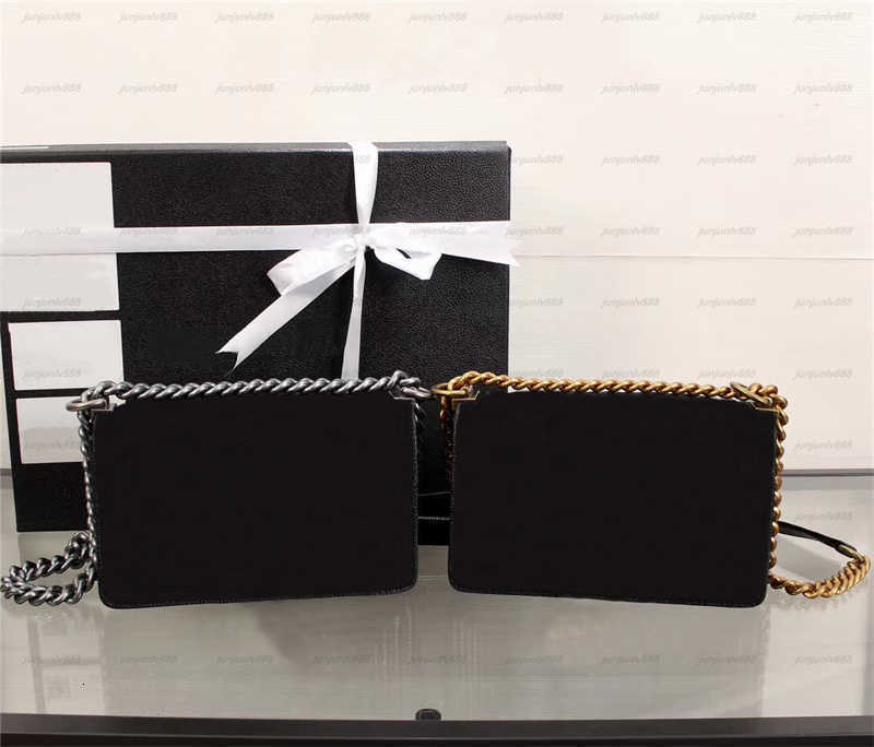 CC Bag Wallets 2021 Womens designer handbag should bags fashion tote purse wallet crossbody Shoulder Bags backpack Small chain Purses shoppi, Size 20cm black + caviar
CC Bag Wallets 2021 Womens designer handbag should bags fashion tote purse wallet crossbody Shoulder Bags backpack Small chain Purses shoppi, Size 20cm black + caviar