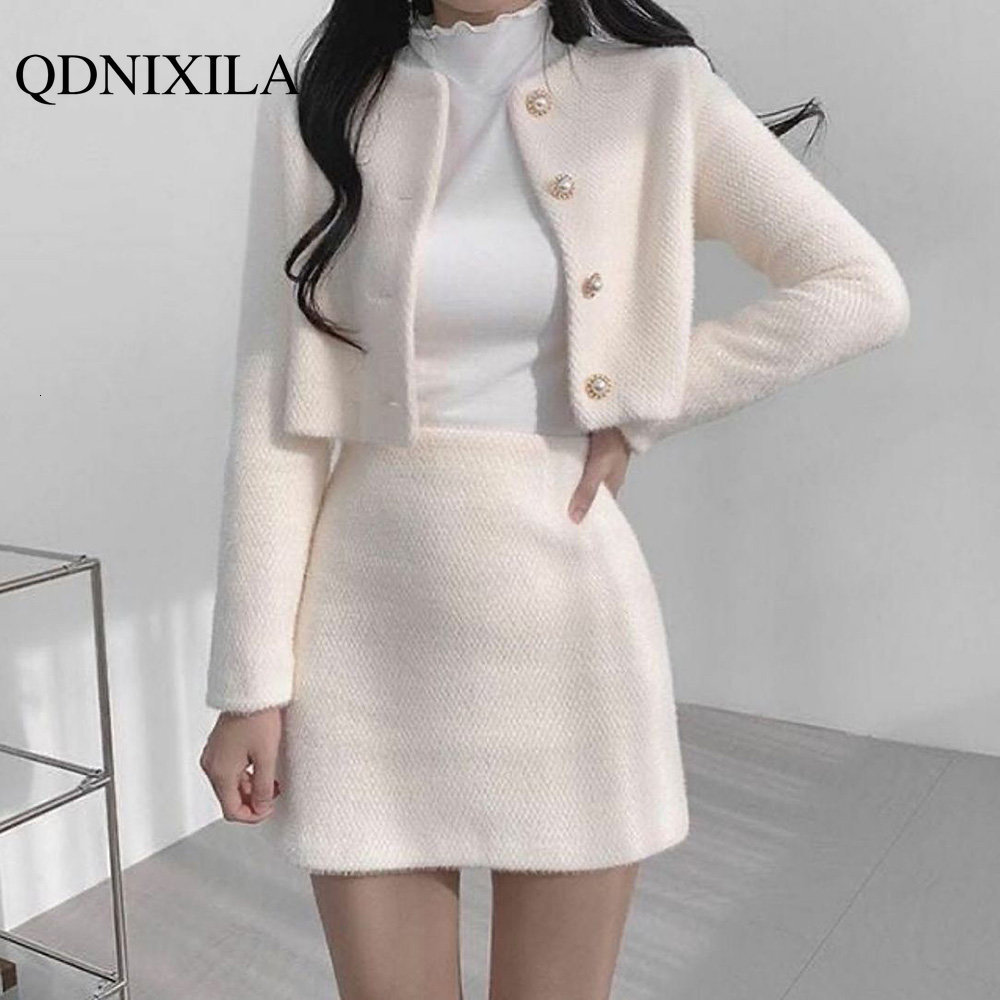 Two Piece Dress Spring Autumn Korean Fashion Sweet Womens Suits with Mini Skirt Twopieces Set Woman Sets Casual Elegant Tweed 221206, Black
Two Piece Dress Spring Autumn Korean Fashion Sweet Womens Suits with Mini Skirt Twopieces Set Woman Sets Casual Elegant Tweed 221206, Black