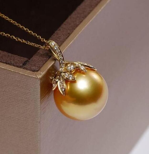 16mm Beaded Necklaces Round Gold Natural Shell Pearl Pendant Necklace Clavicle Chain
16mm Beaded Necklaces Round Gold Natural Shell Pearl Pendant Necklace Clavicle Chain