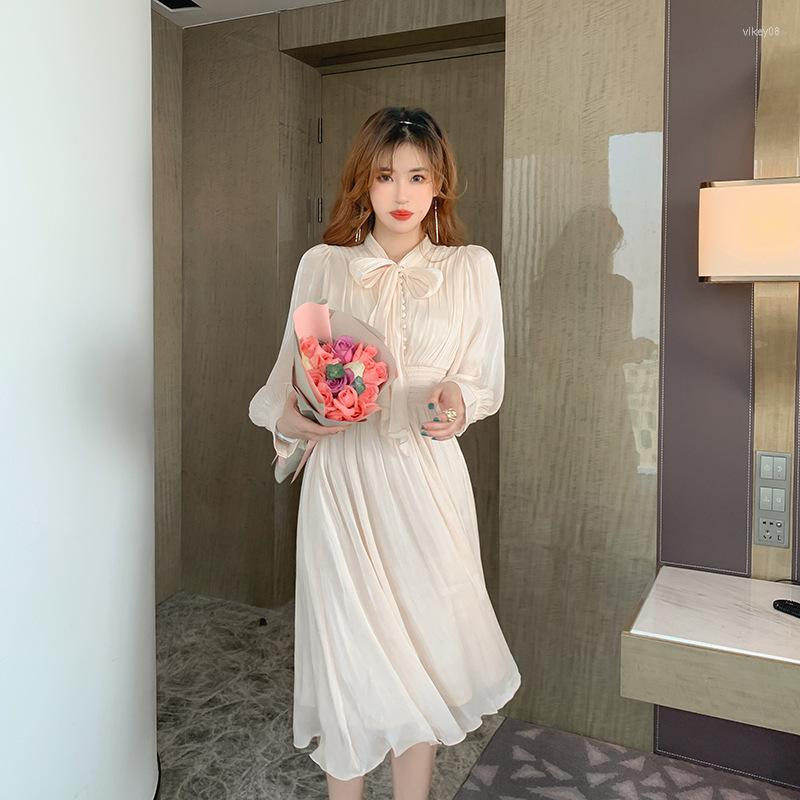 Casual Dresses 2022 Spring Autumn Dress Women' Sweet Elegant Bow Collar High End Ladies Solid Pleated A-Line Vestidos, Apricot
Casual Dresses 2022 Spring Autumn Dress Women' Sweet Elegant Bow Collar High End Ladies Solid Pleated A-Line Vestidos, Apricot