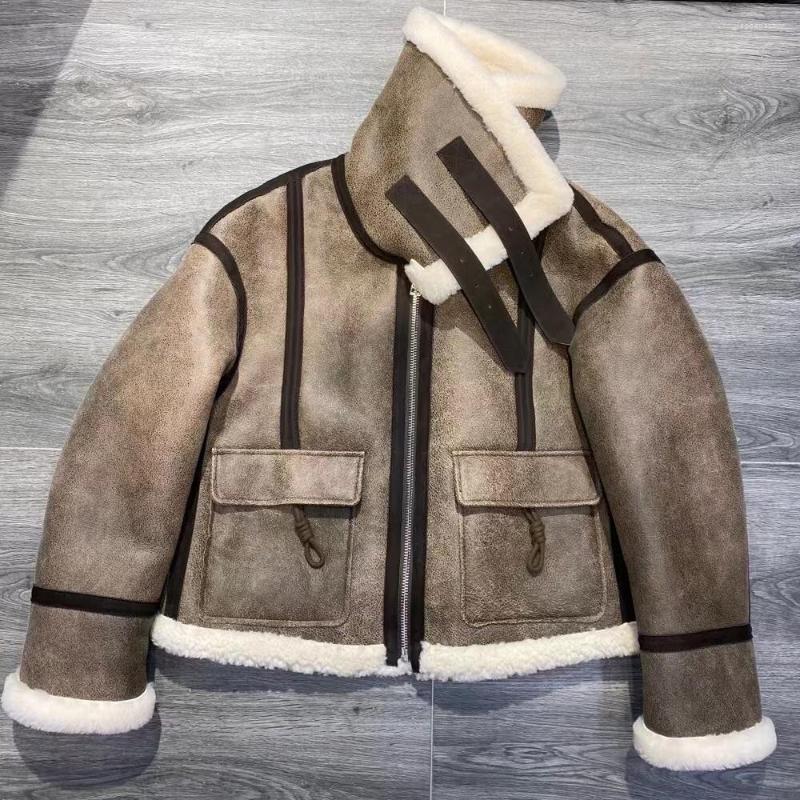 Women' Leather Femail Shearling Jacket Ladies Mongolia Lamb Fur Coat Very Warm Winter Cloth With Big Collar, As show
Women' Leather Femail Shearling Jacket Ladies Mongolia Lamb Fur Coat Very Warm Winter Cloth With Big Collar, As show