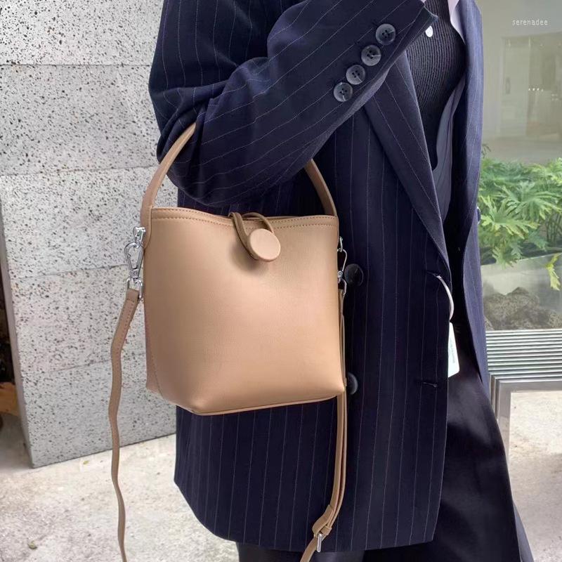 Evening Bags High Quality 2023 Fashion Genuine Leather Handbag Simple Versatile Shoulder Small Women's Crossbody Bucket Bag, Black
Evening Bags High Quality 2023 Fashion Genuine Leather Handbag Simple Versatile Shoulder Small Women's Crossbody Bucket Bag, Black