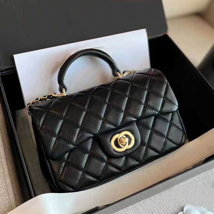 CC Bag Wallets Tote bag Designer bags luxury Fashion Totes wallet Leather messenger shoulder handbag Women Bags High Capacity Composite Shop, #1 20cm
CC Bag Wallets Tote bag Designer bags luxury Fashion Totes wallet Leather messenger shoulder handbag Women Bags High Capacity Composite Shop, #1 20cm